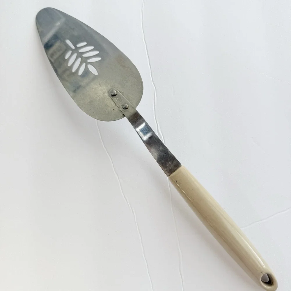 Vtg Ekco Flint Arrowhead Harvest Wheat Slotted Spatula Pointed Turner MCM 12.5